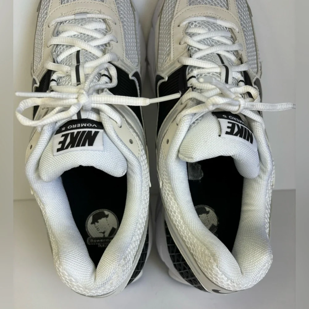 Nike Zoom Vomero 5 White/ Black Men’s Shoes - Picture 9 of 11